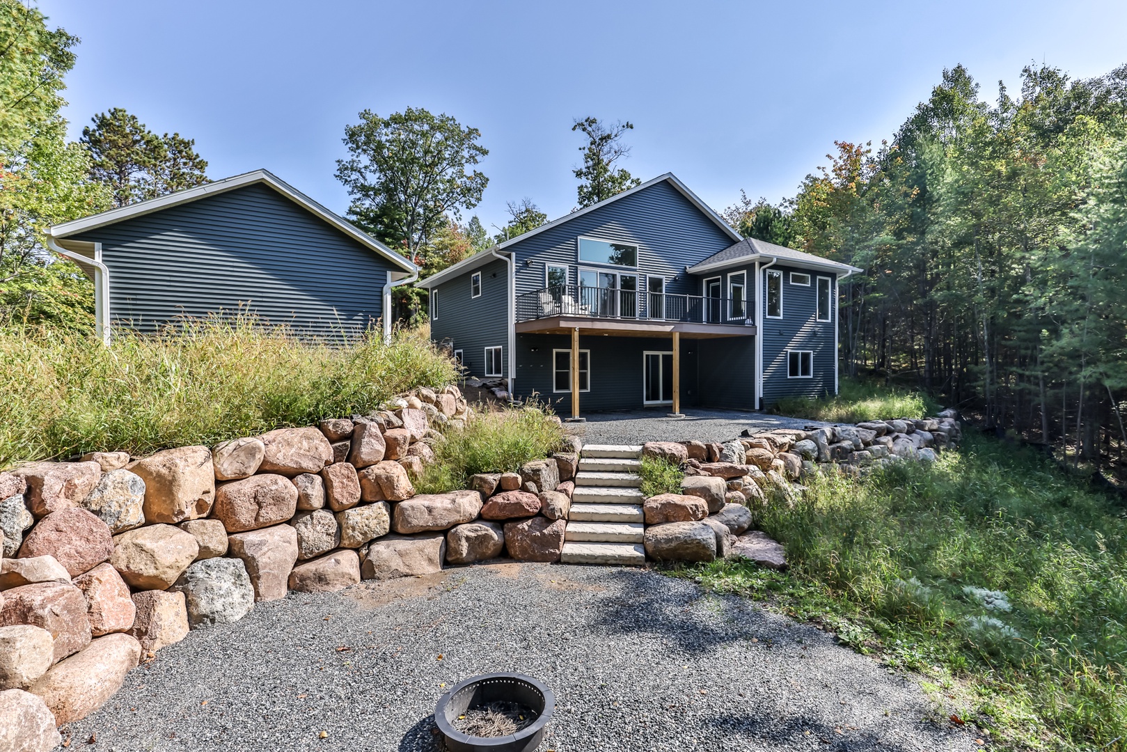 Northern Lights Lakeside Retreat